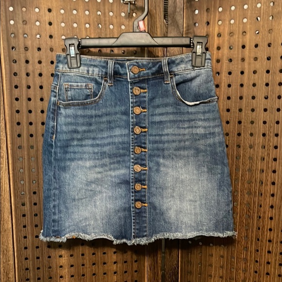 Indigo reign size 1 24” denim skirt button‎ front - Picture 2 of 5